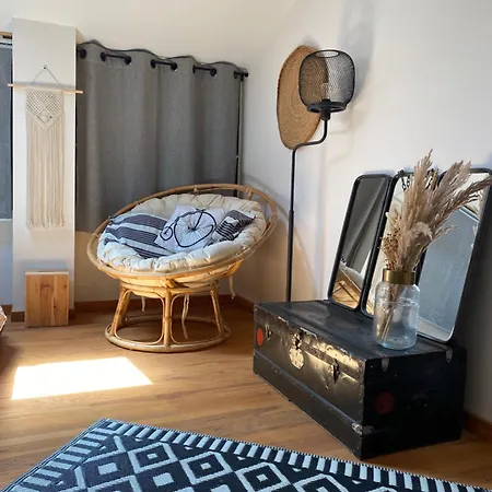 Oda ve Kahvaltı Les Atypiques Preignac