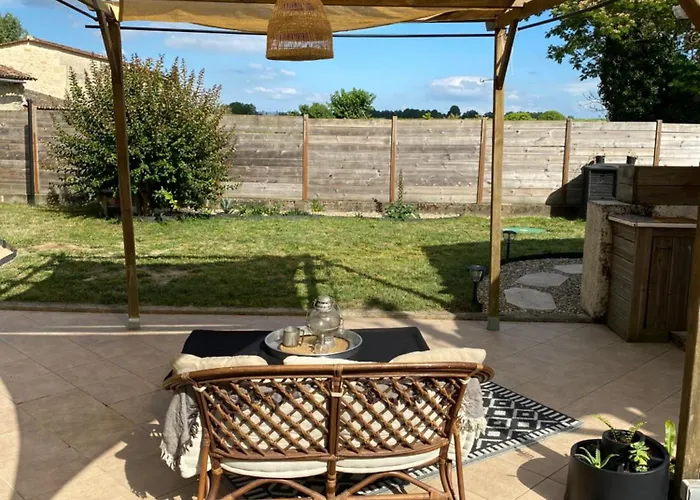 Les Atypiques 住宿加早餐酒店 普雷尼亚克